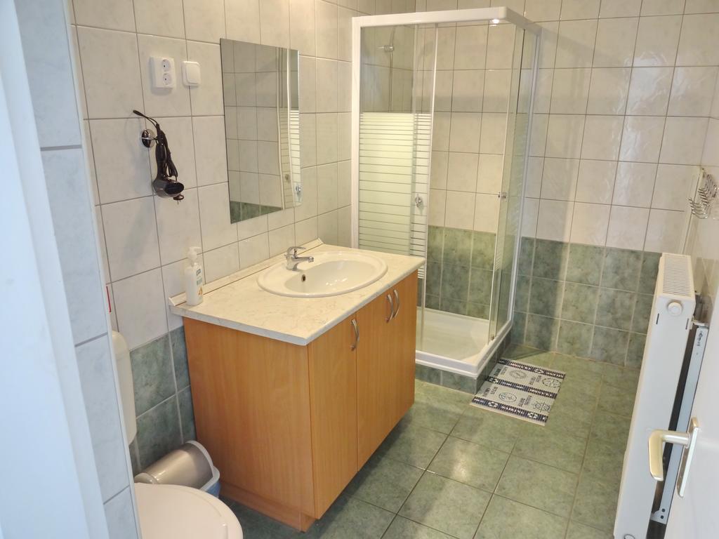 Albizia Apartments Balatonfured Exterior photo