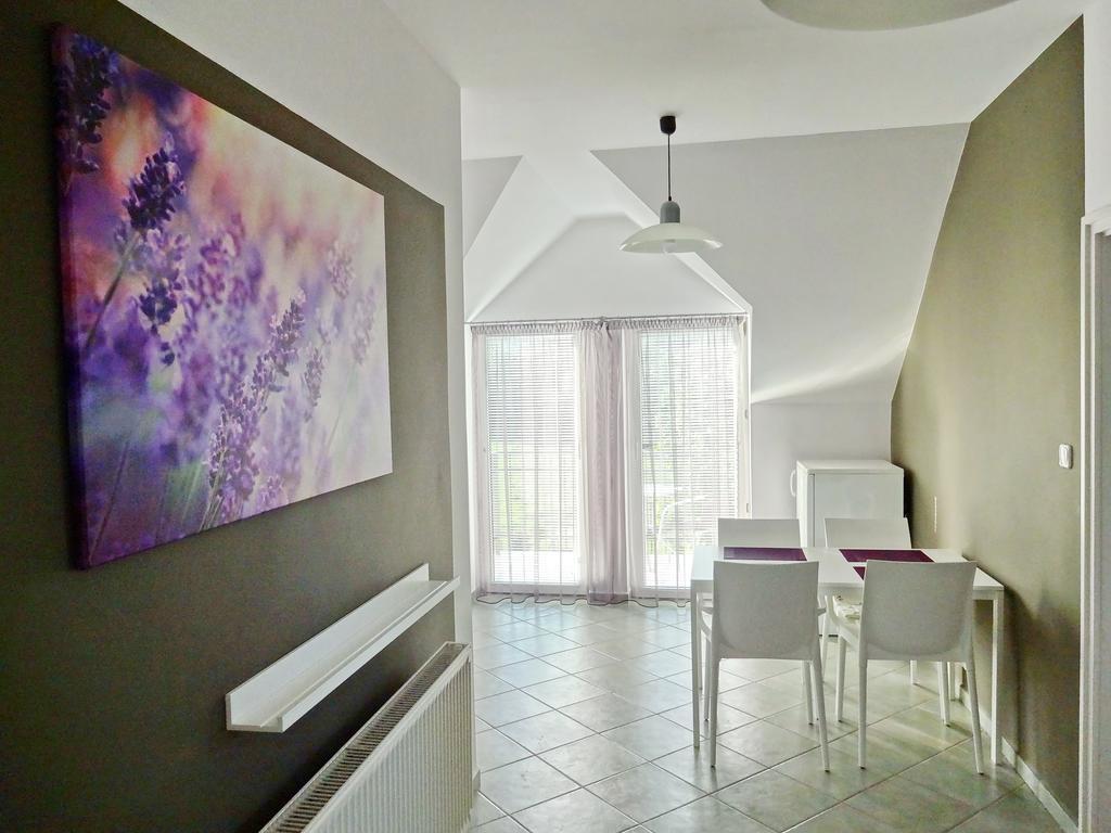 Albizia Apartments Balatonfured Exterior photo